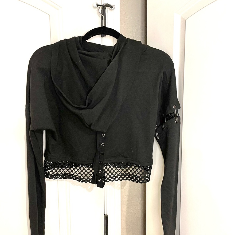 Women’s Alt crop pull over hoodie